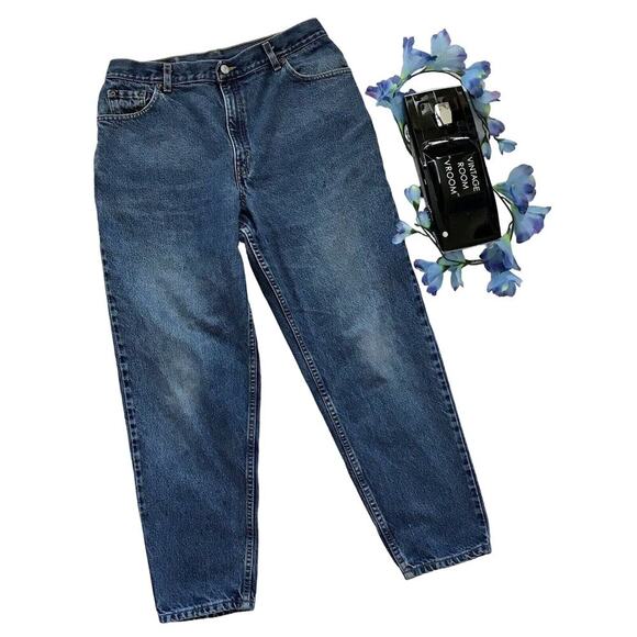 Vintage Levi's Tapered Jeans for Women Size 16 - Picture 2 of 9